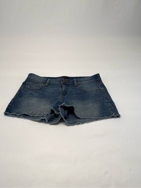 G21 Frayed Hem Jean Shorts Medium Wash Size 7 EUC Like New